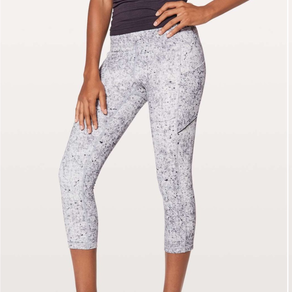 Lululemon Speed Up Crop